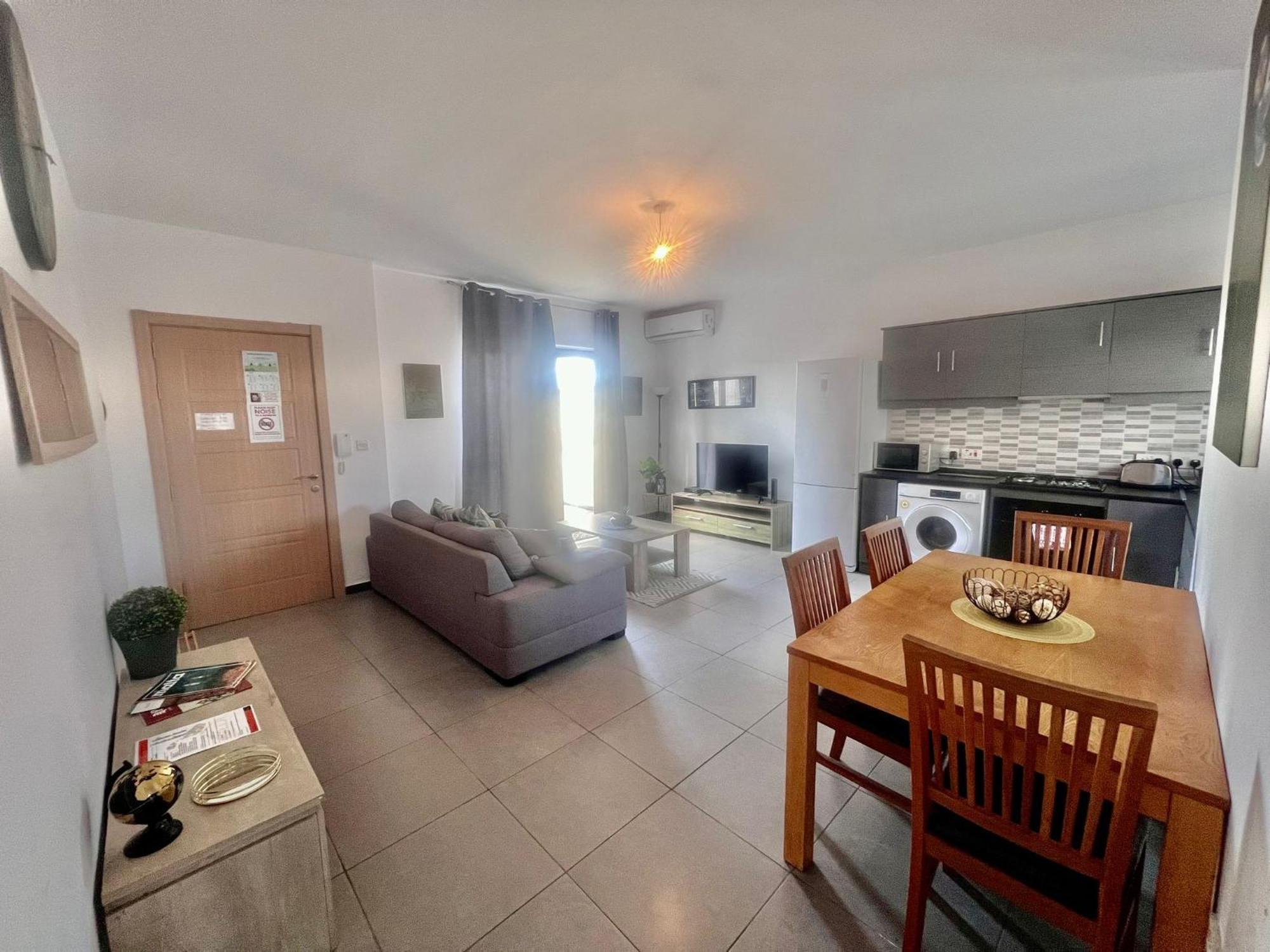 83/3-Lovely 1 Bedroom Penthouse Birkirkara Exterior foto